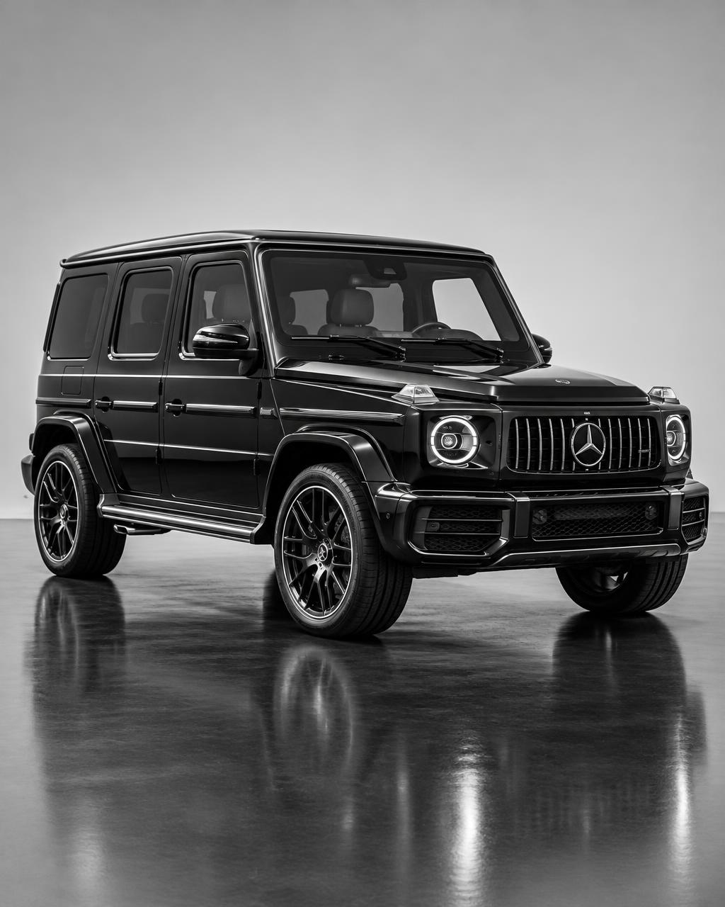 Clean polished black Mercedes-Benz G-Class